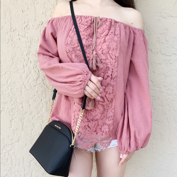 Michael Kors Cindy Crossbody - Picture 3 of 5